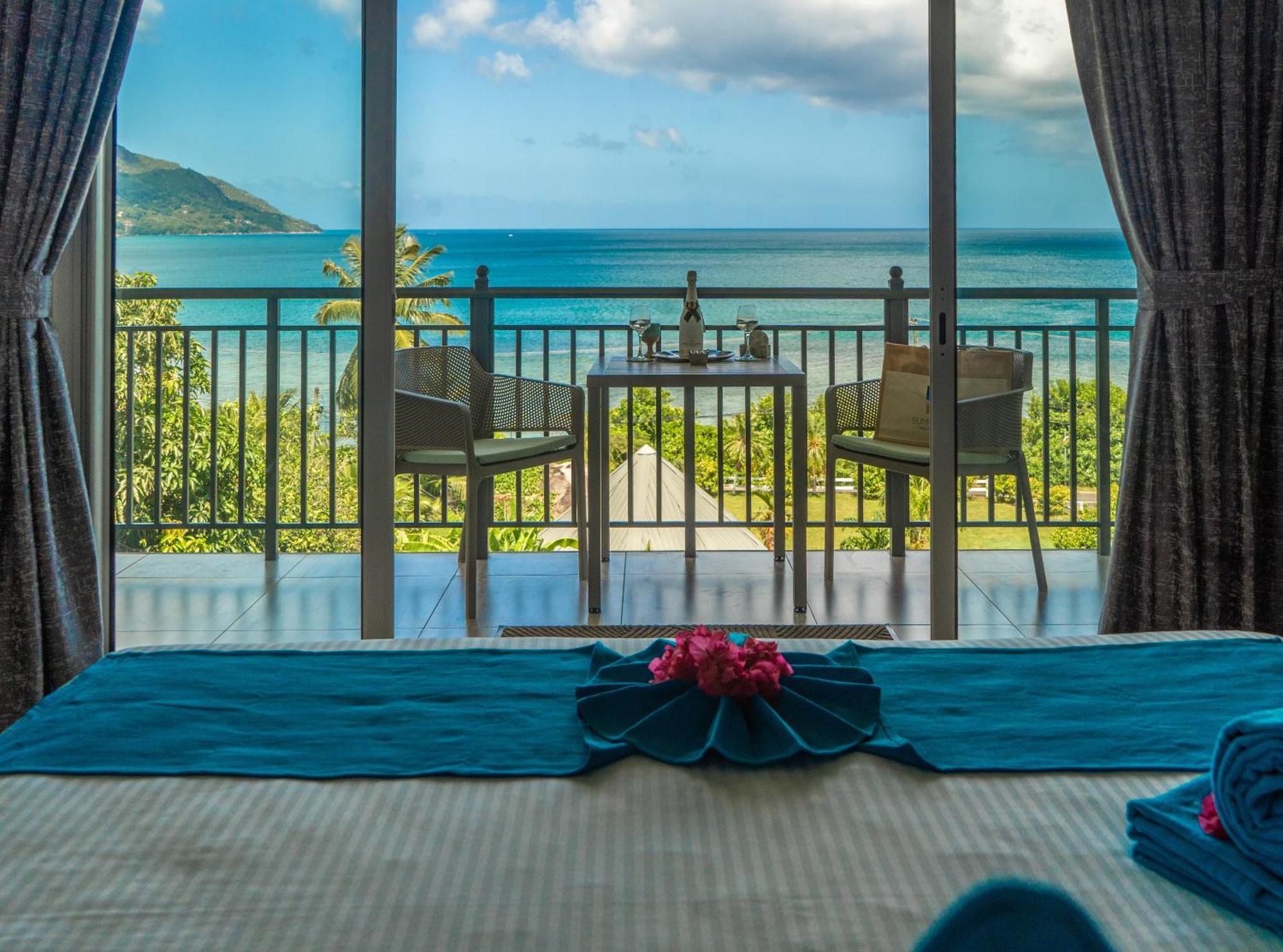 Summer Sand Holiday Apartments Beau Vallon  Exterior photo