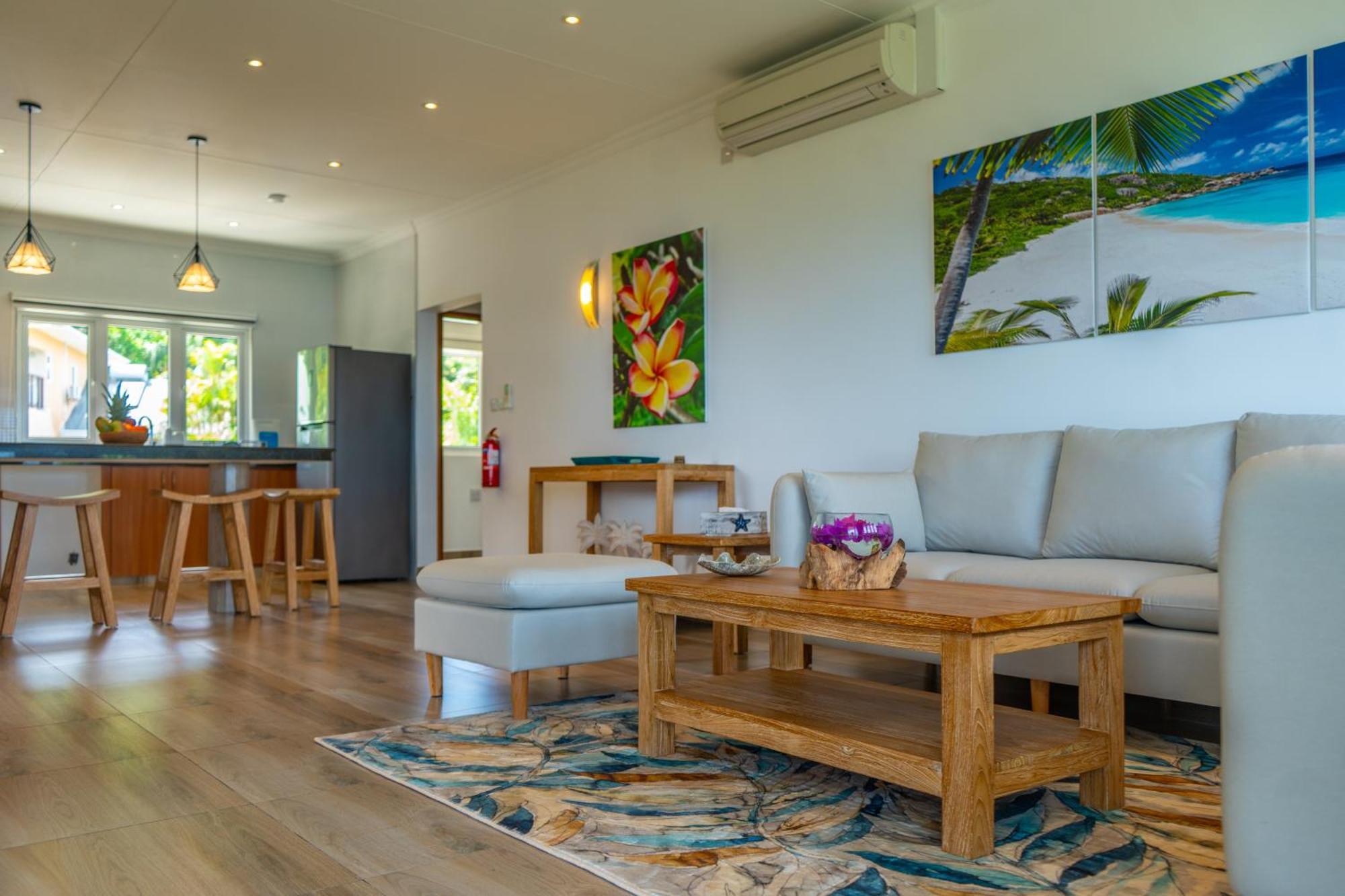 Summer Sand Holiday Apartments Beau Vallon  Exterior photo
