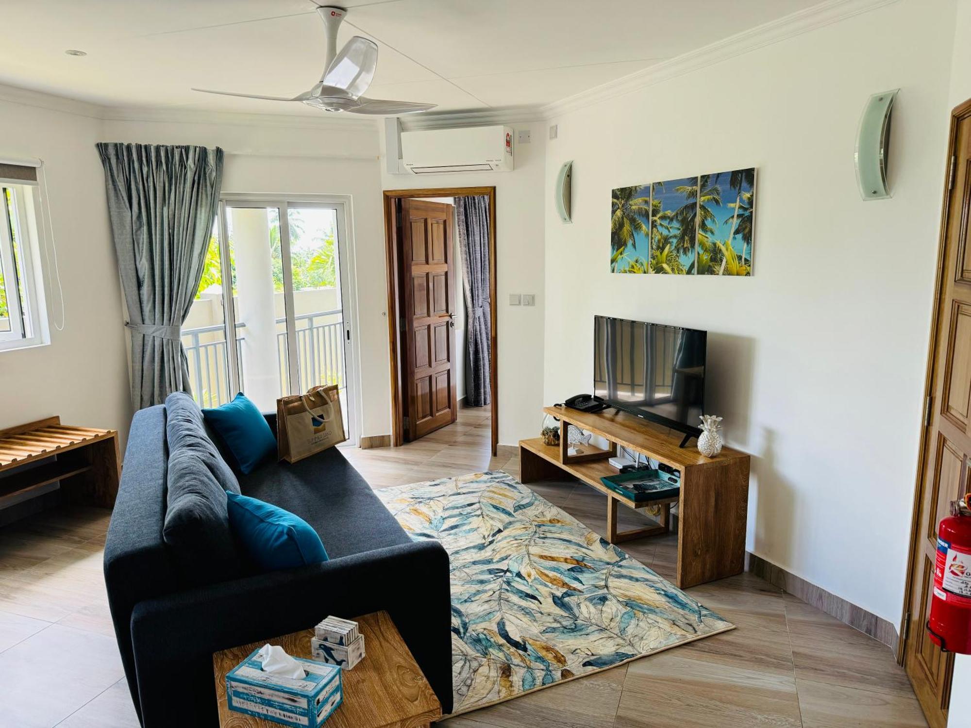 Summer Sand Holiday Apartments Beau Vallon  Exterior photo